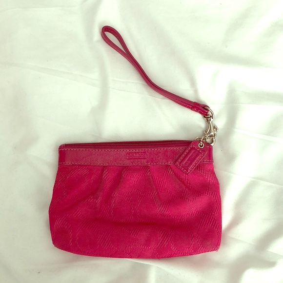 Coach Wristlet - Picture 1 of 6